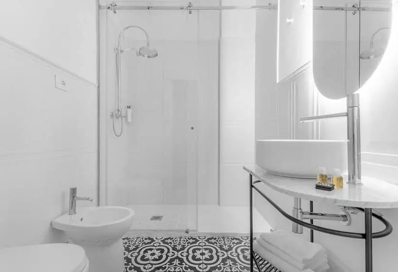 هتل Montello Suites Foresteria Lombarda