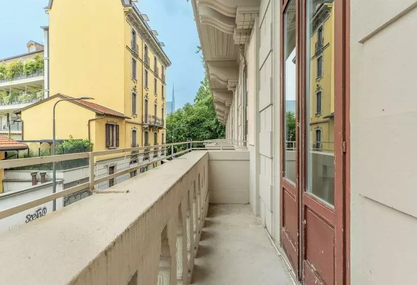 هتل Montello Suites Foresteria Lombarda