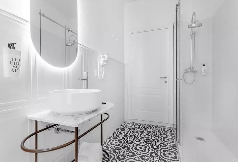 هتل Montello Suites Foresteria Lombarda