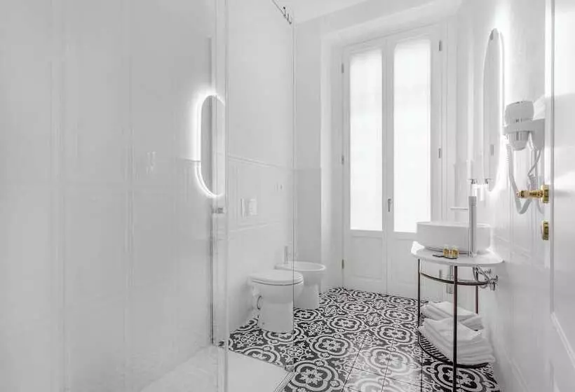 هتل Montello Suites Foresteria Lombarda