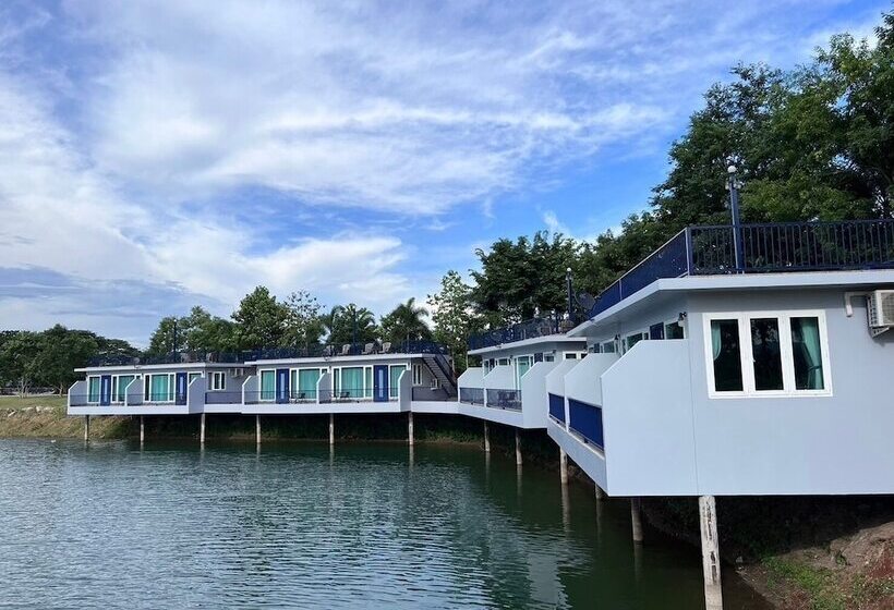 Otel The Lake Khao Yai