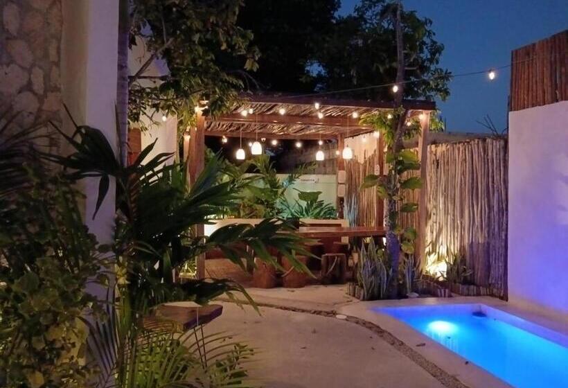 هتل Casitas Nohiyari