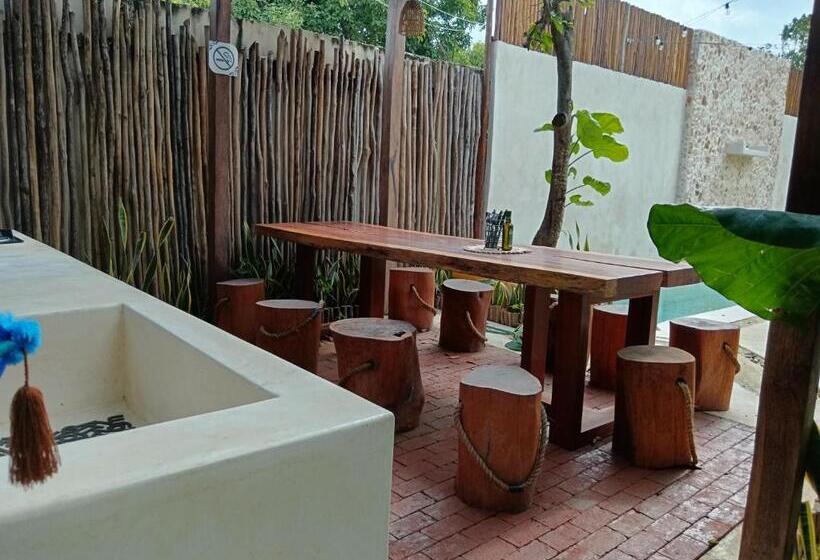 هتل Casitas Nohiyari