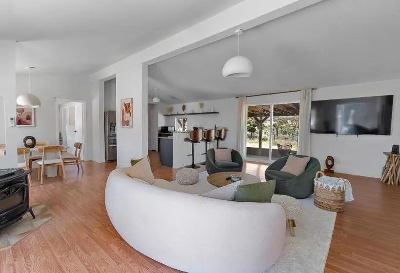 Aamiaismajoitus (B&B) Wind Desert Spirit Pioneertown