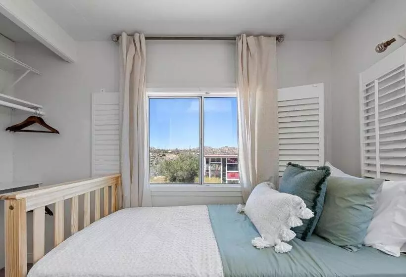 Aamiaismajoitus (B&B) Wind Desert Spirit Pioneertown