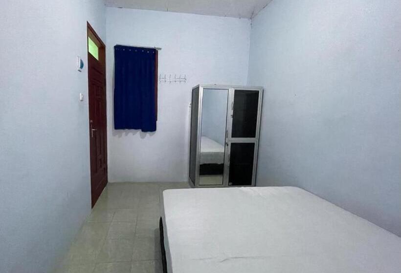 Hotel Spot On 93967 Hasna Guest House Syariah