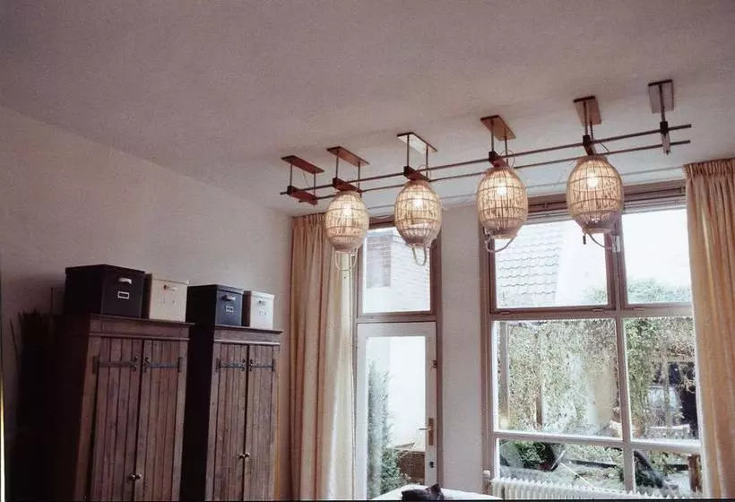 B&b In Negentienvijf