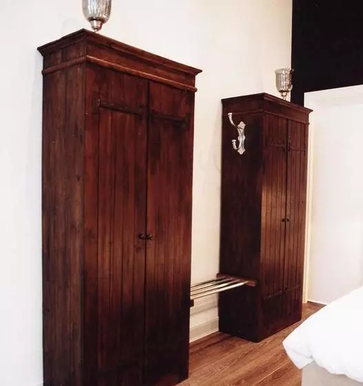 B&b In Negentienvijf