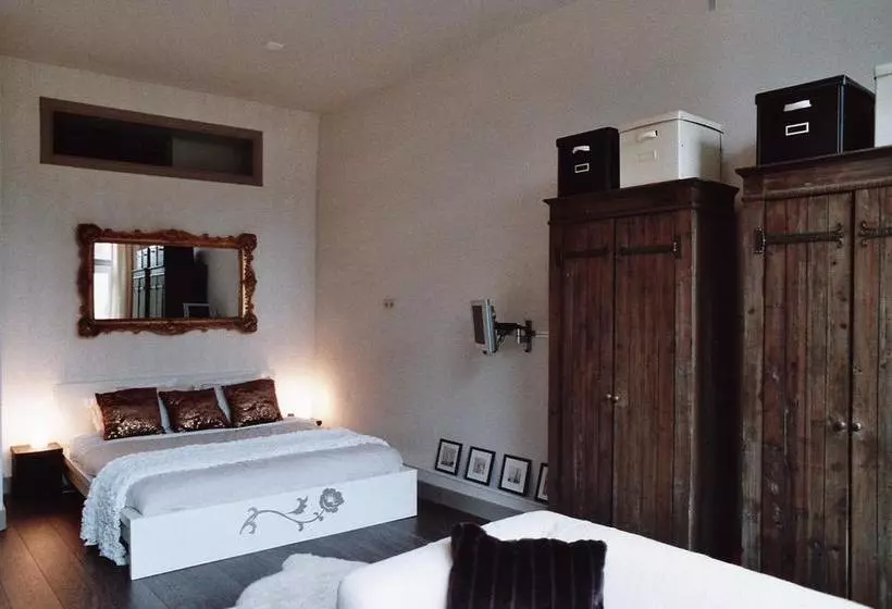 B&b In Negentienvijf