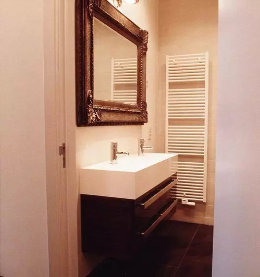 B&b In Negentienvijf