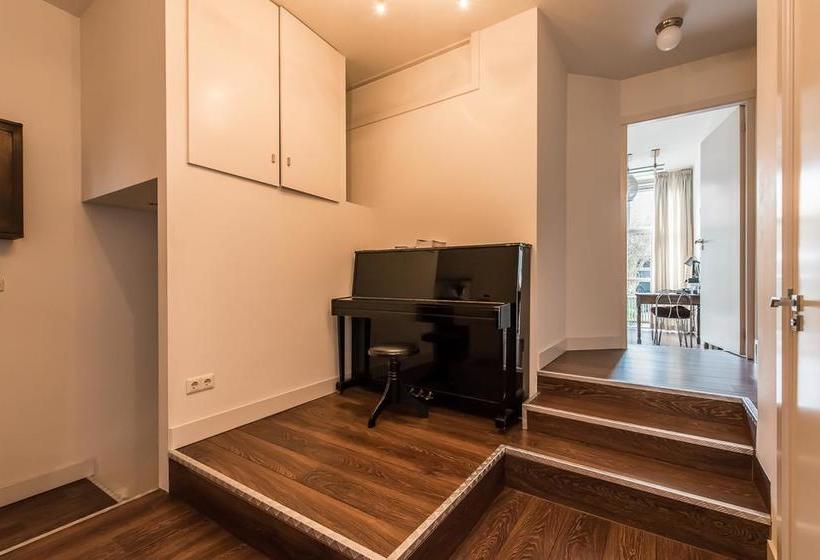 B&b In Negentienvijf