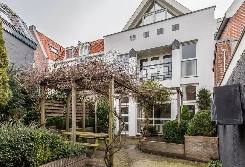 B&b In Negentienvijf