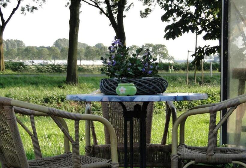 Bed and Breakfast Boerderij De Spijken