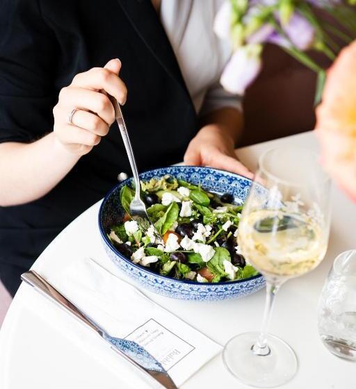 Bed and Breakfast Bubbles & Bed