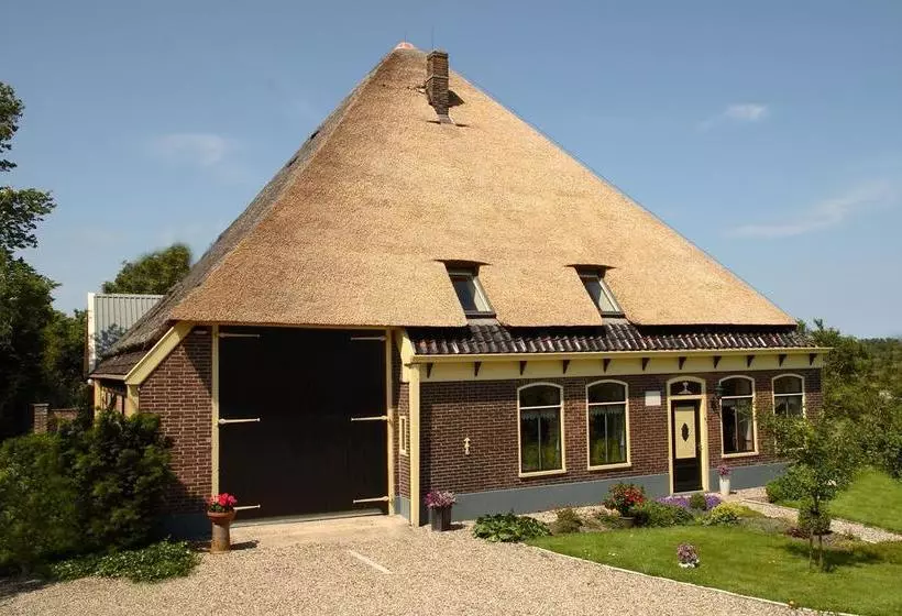 Bed & Breakfast Tjallewal