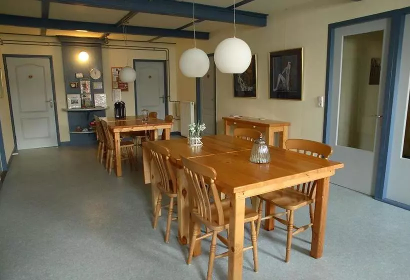 Bed & Breakfast Tjallewal