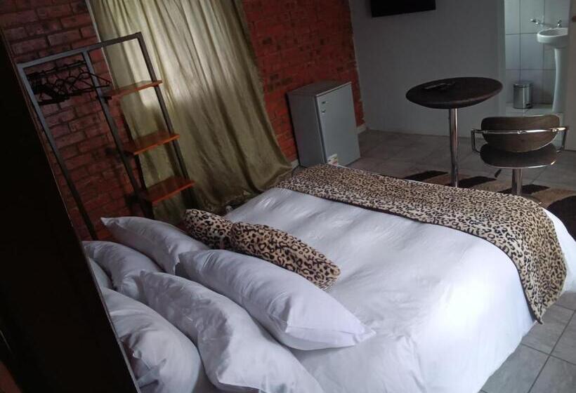 ペンション Mrakes Guesthouse