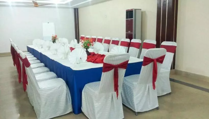 Fire Mounts Hotel And Resturant