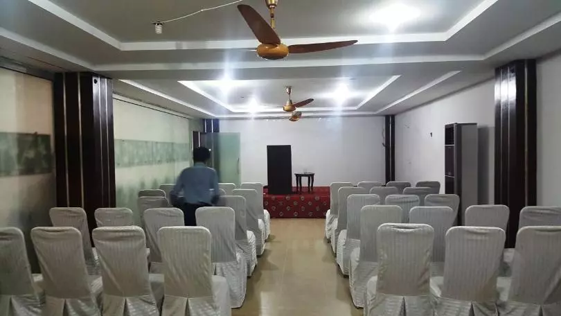 Fire Mounts Hotel And Resturant