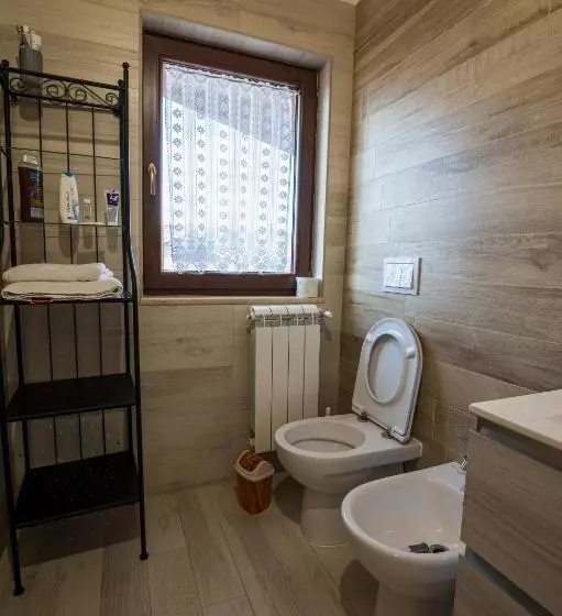 تختخواب و صبحانه Roberta House