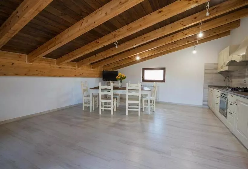 تختخواب و صبحانه Roberta House