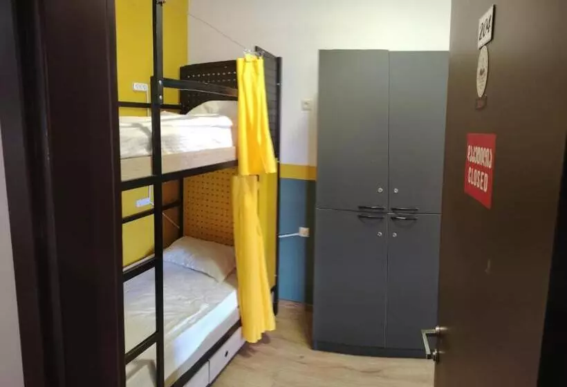 Allaturqa Hotel Hostel