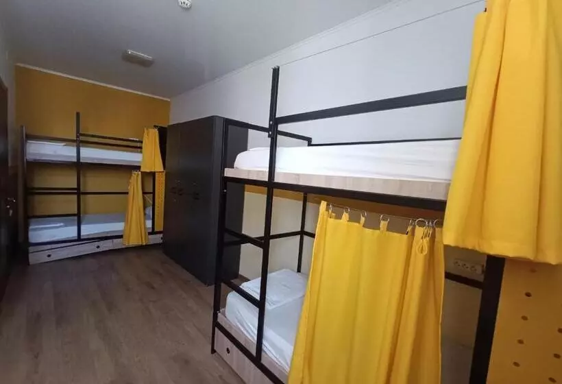Allaturqa Hotel Hostel