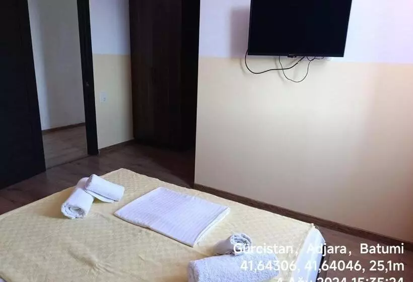 Allaturqa Hotel Hostel