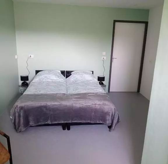 Aamiaismajoitus (B&B) Quad Adventure