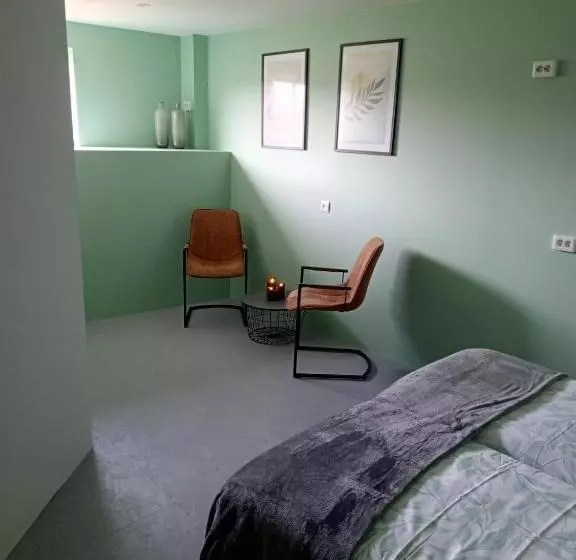 Aamiaismajoitus (B&B) Quad Adventure