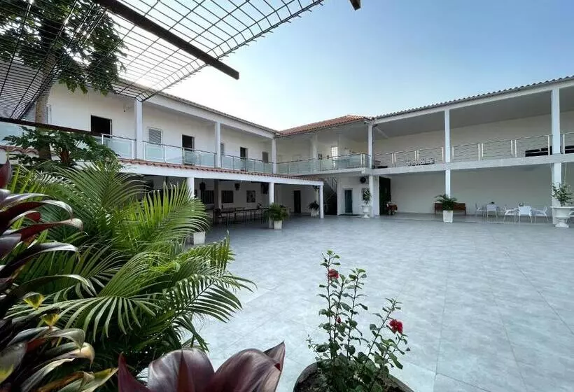 پانسیون Espaço Ru B