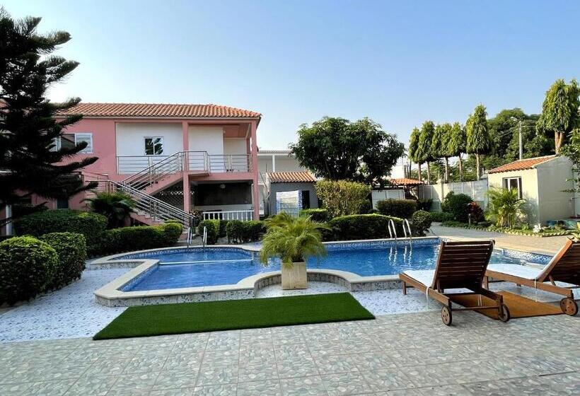 پانسیون Espaço Ru B