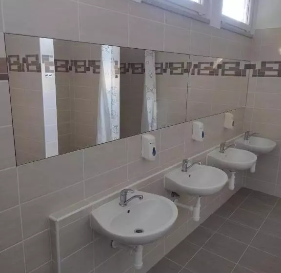 Majatalo Penzion U Lipna