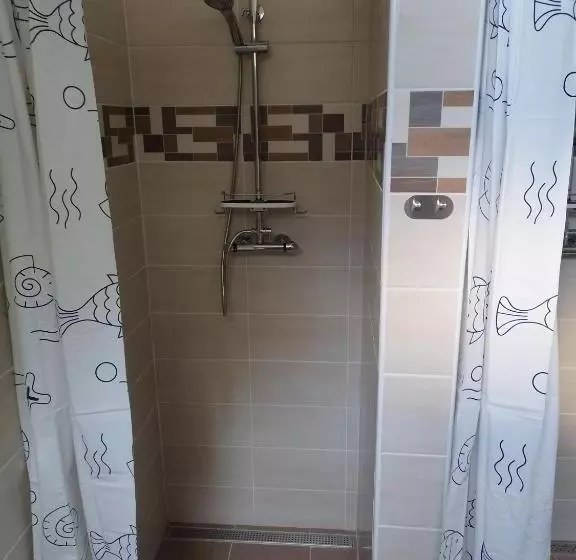 Majatalo Penzion U Lipna