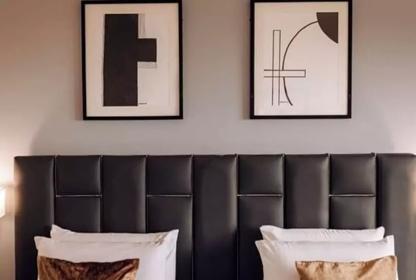 The Metropolitan Hotel Calabar
