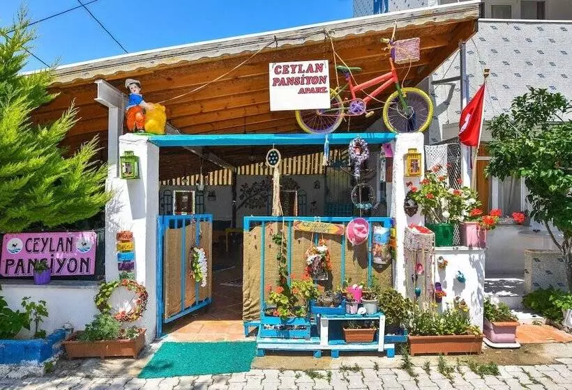 Ceylan Apart Avşa