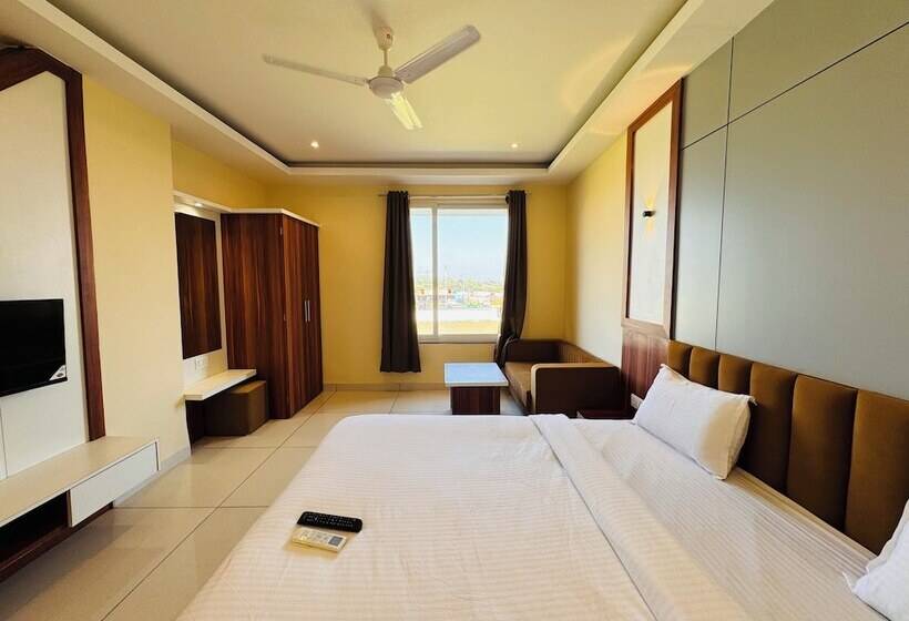 Hotell Radhe Krishna Resort