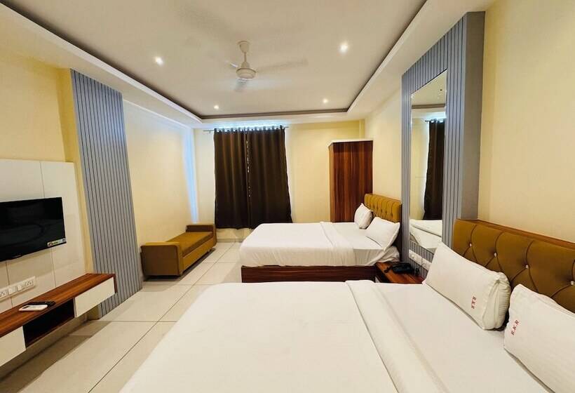 Hotell Radhe Krishna Resort