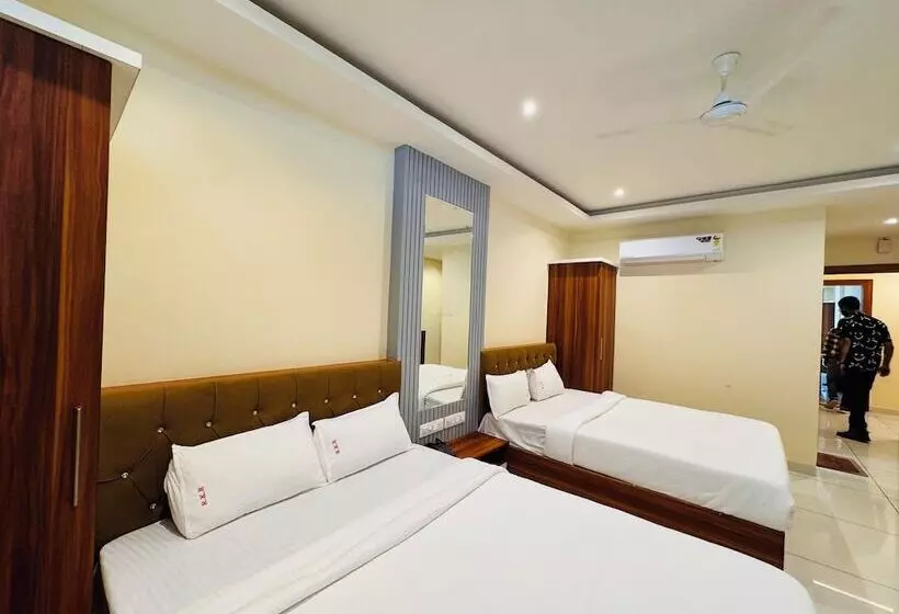 ホテル Radhe Krishna Resort
