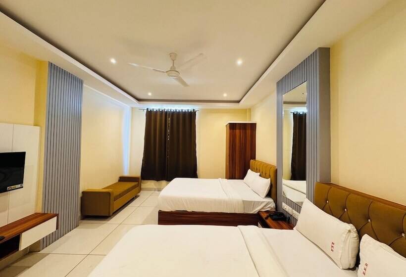 Hotell Radhe Krishna Resort