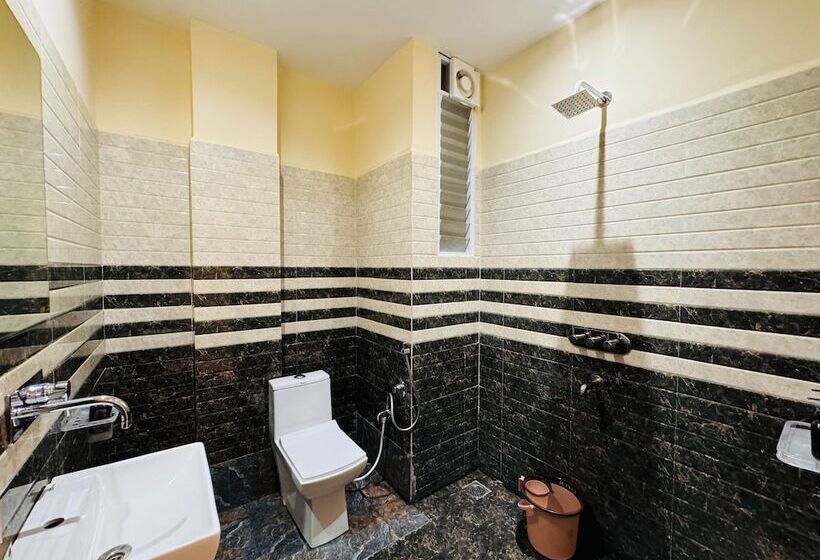 Hotell Radhe Krishna Resort