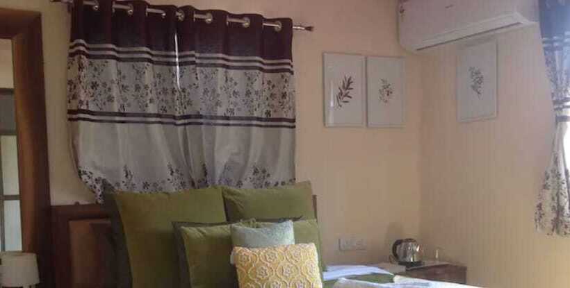 Hotel Strawberry County