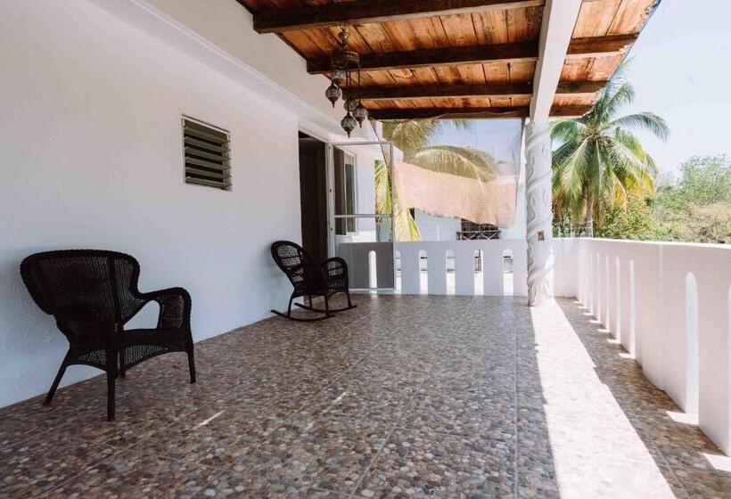 ユースホステル Casa Del Alma