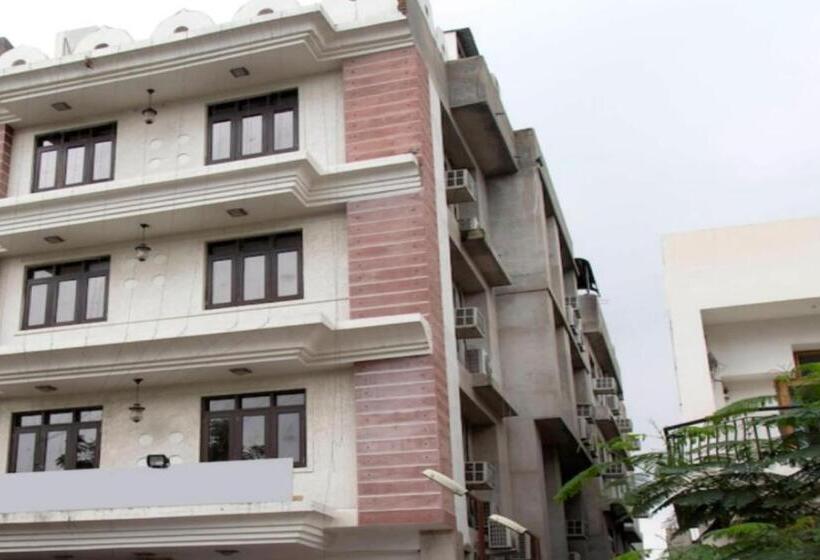 Hotel Oyo Vihan Palace