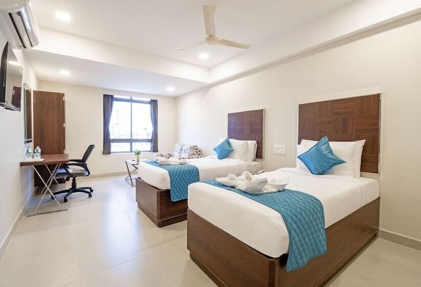 Monday Hotels Swarna S The Capital