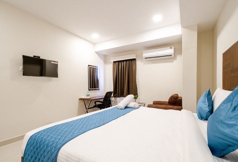 Monday Hotels Swarna S The Capital