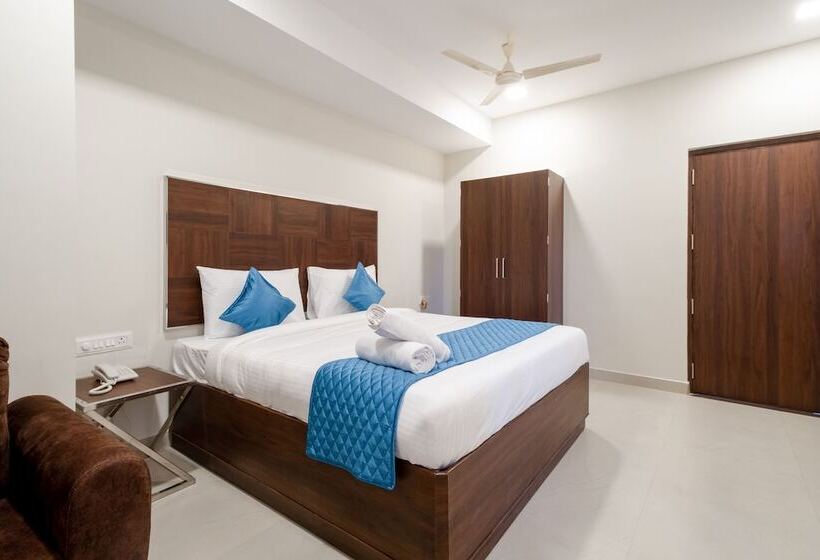 Monday Hotels Swarna S The Capital