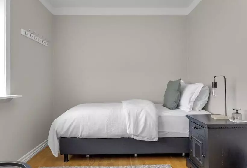 پانسیون Audur Guesthouse