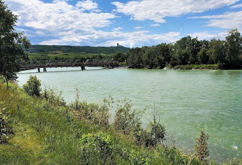 צימר Along River Ridge