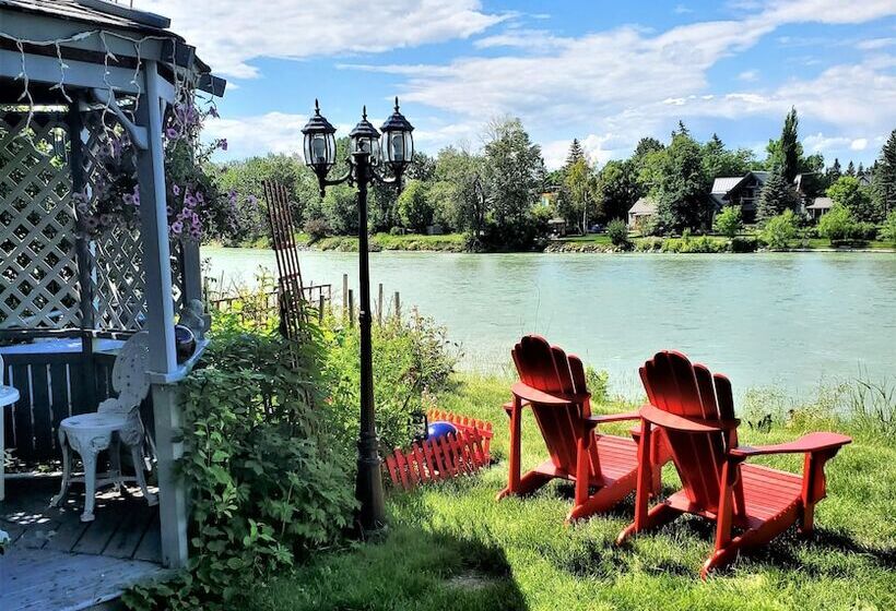 צימר Along River Ridge